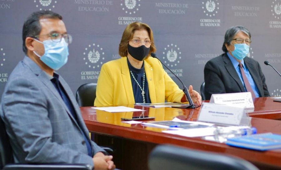 MINED no considerará horas sociales a estudiantes que se graduarán este año mined-no-considerara-horas-sociales-a-estudiantes-que-se-graduaran-este-ano